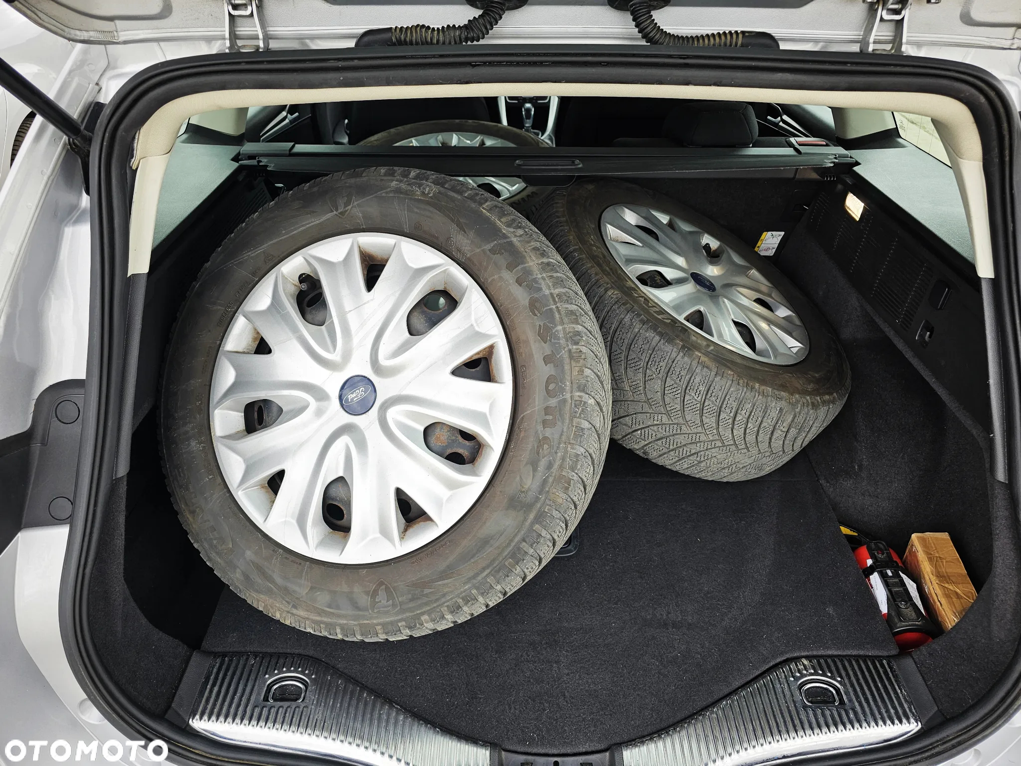 Ford Mondeo 2.0 TDCi Ambiente Plus PowerShift - 23