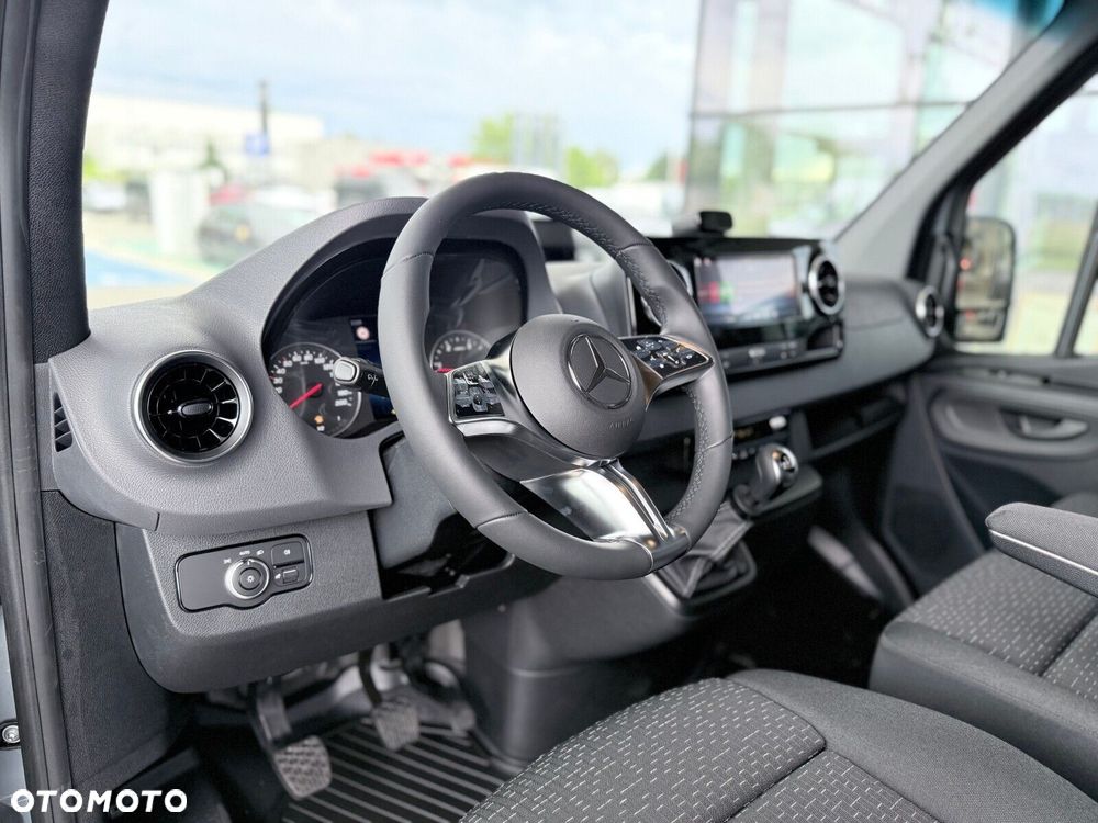 Mercedes-Benz Sprinter Furgon 317 CDI L3H2 - 24