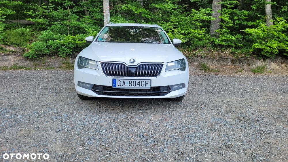 Skoda Superb 2.0 TDI Style DSG - 3