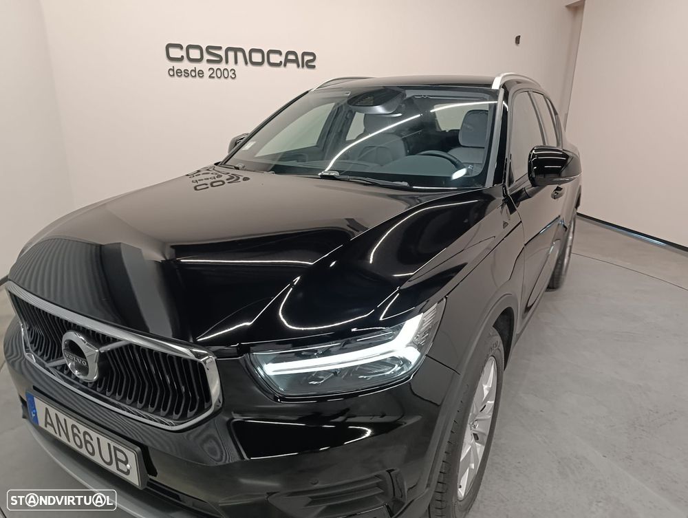 Volvo XC 40 1.5 T2 Momentum Geartronic - 23