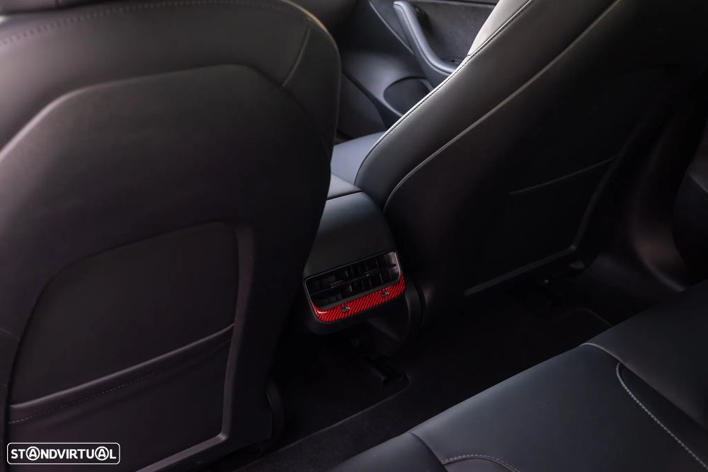 Tesla Model 3 Performance Dual Motor AWD - 32