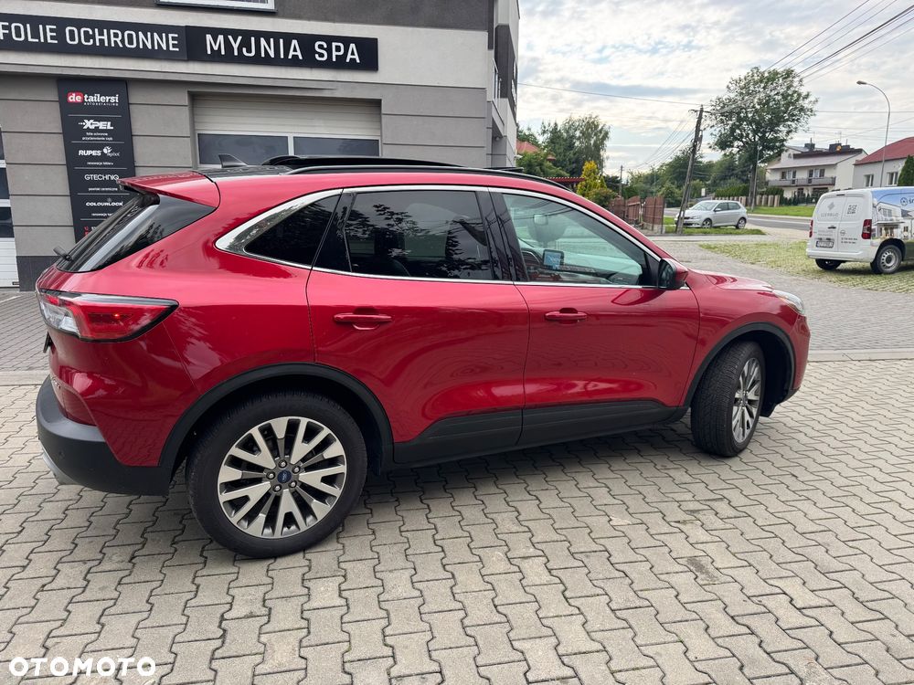 Ford Escape 2.0 EcoBoost AWD Titanium - 11