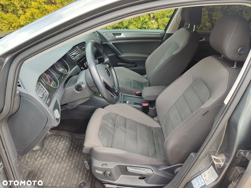 Volkswagen Golf 1.5 TSI ACT OPF Highline - 28