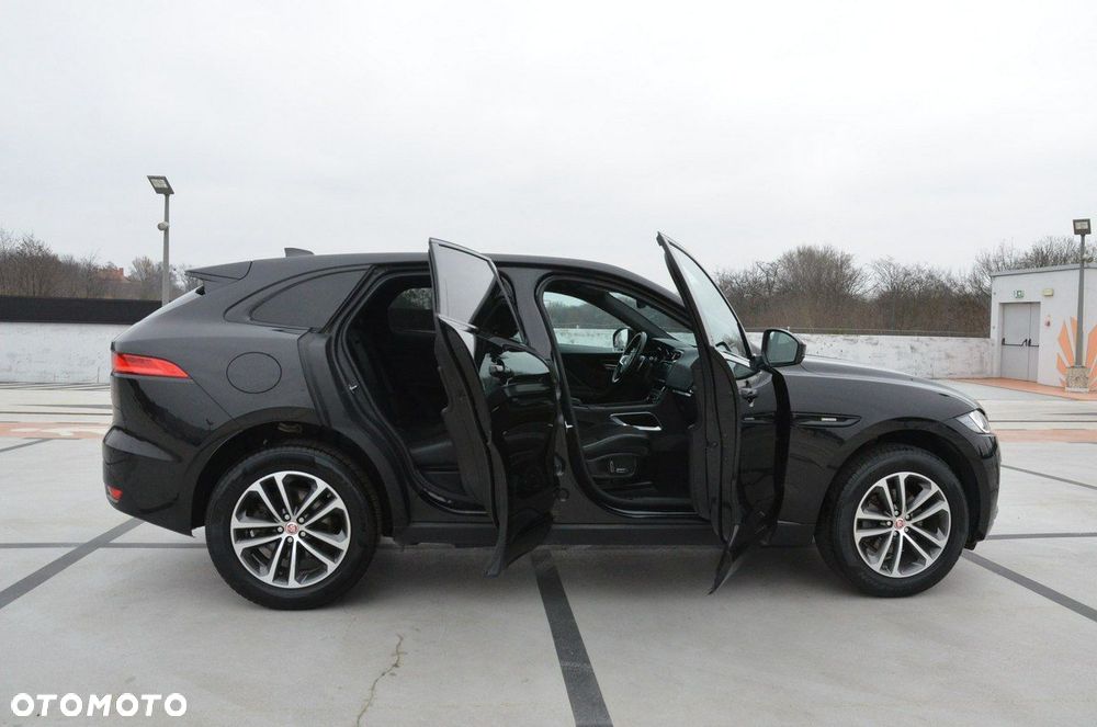 Jaguar F-Pace 2.0 i4P AWD R-Sport - 39