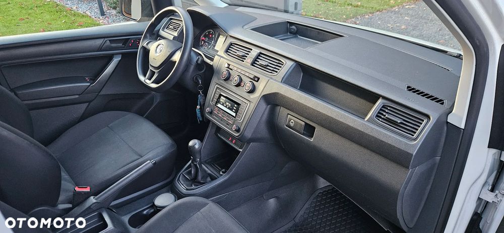 Volkswagen Caddy - 30