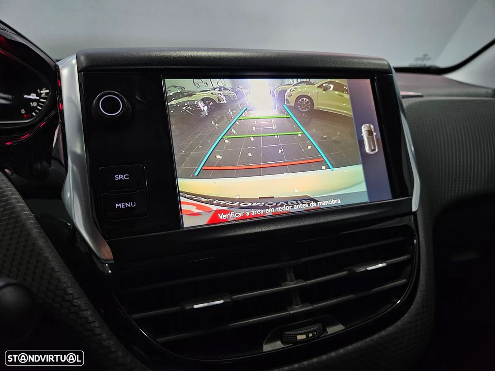 Peugeot 208 1.2 PureTech Allure - 15