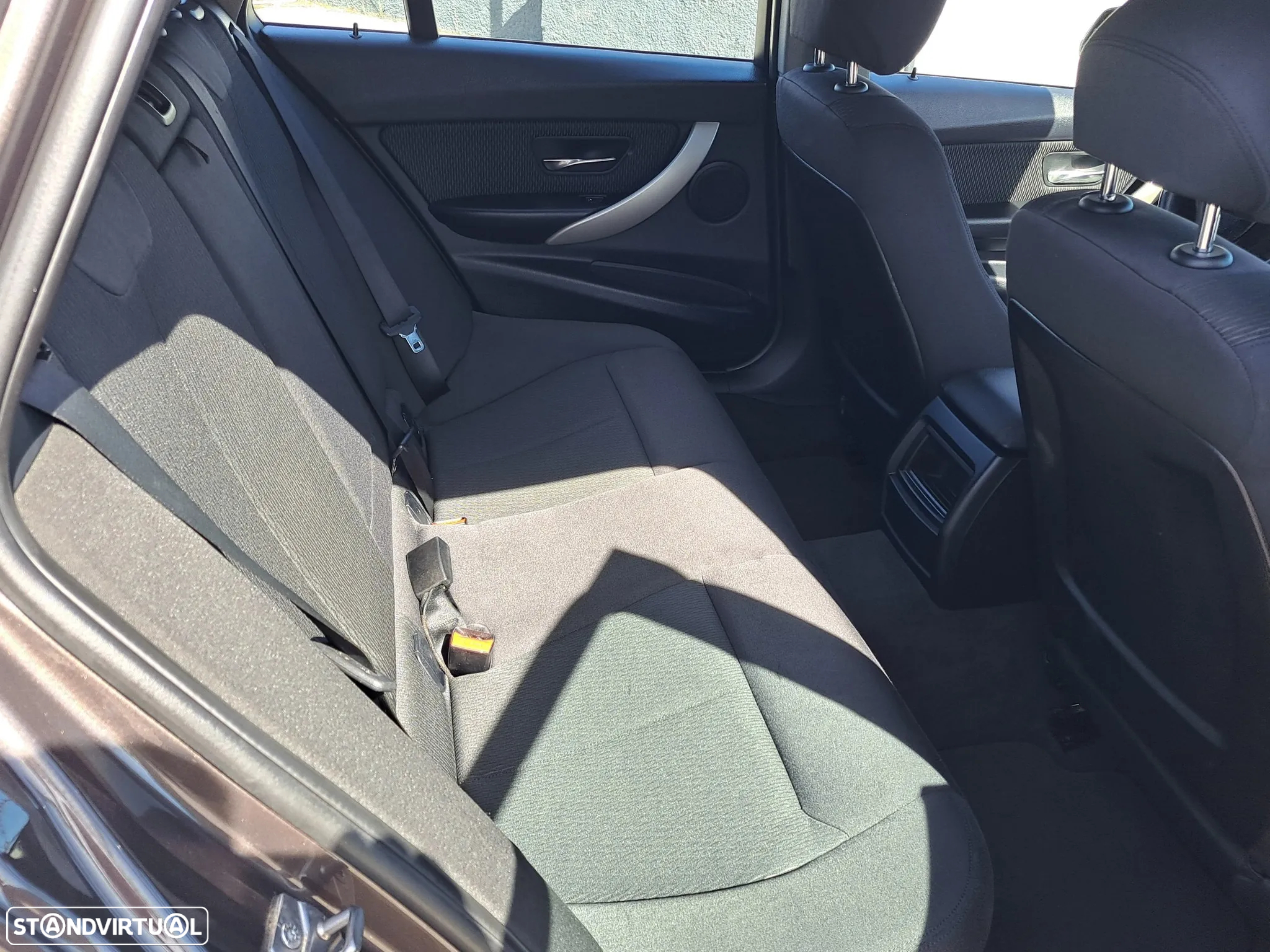 BMW 316 d Touring - 25