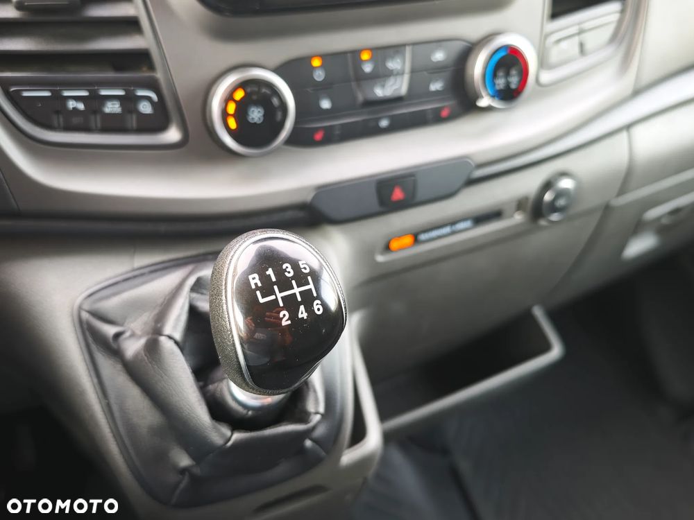 Ford Transit - 31