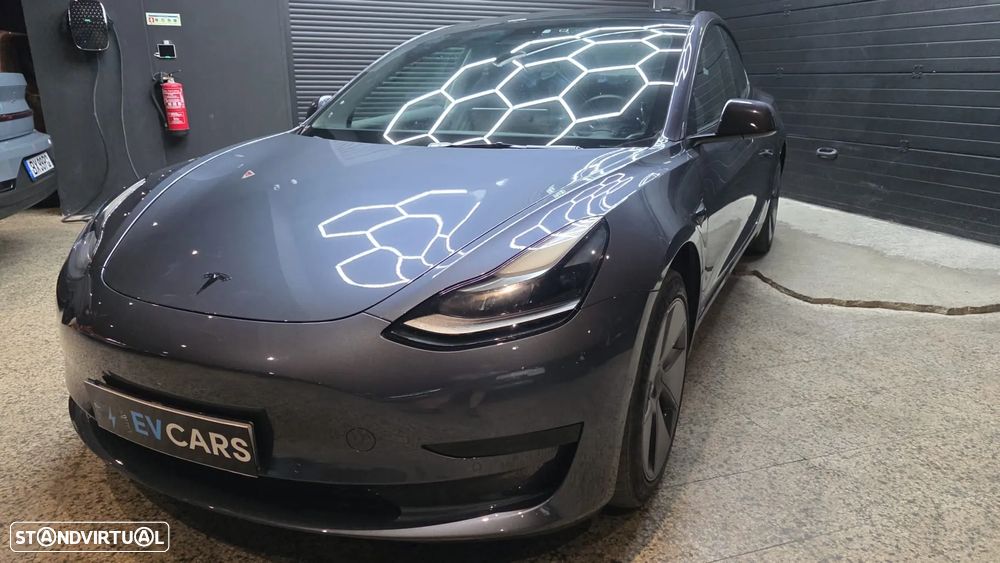 Tesla Model 3 Standard Range Plus RWD - 1