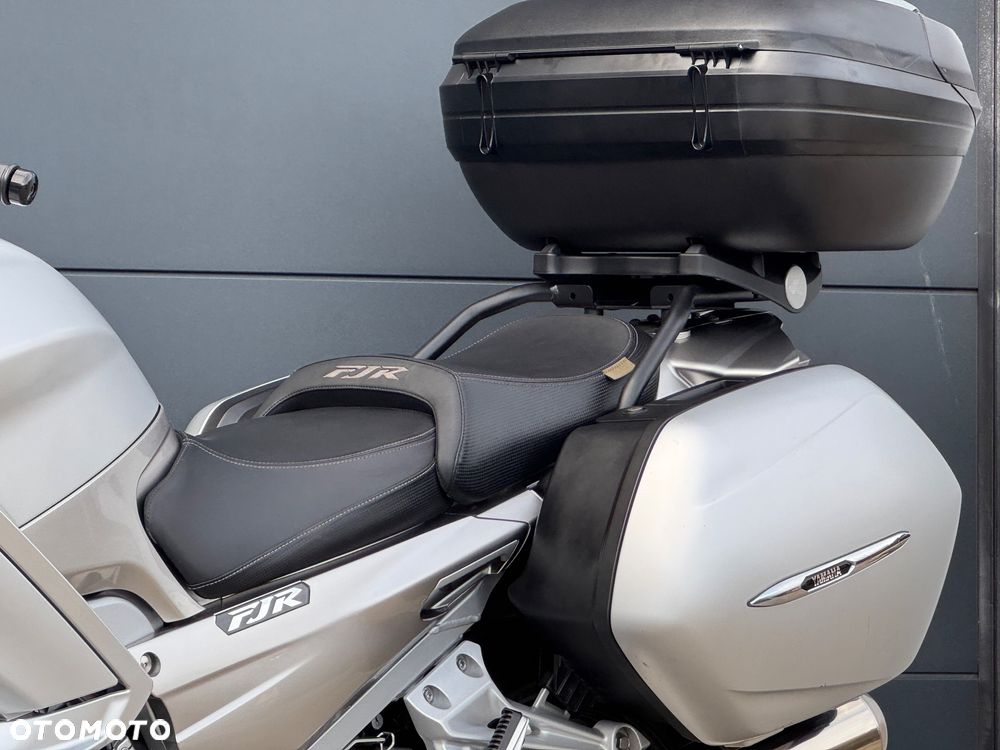 Yamaha FJR - 36