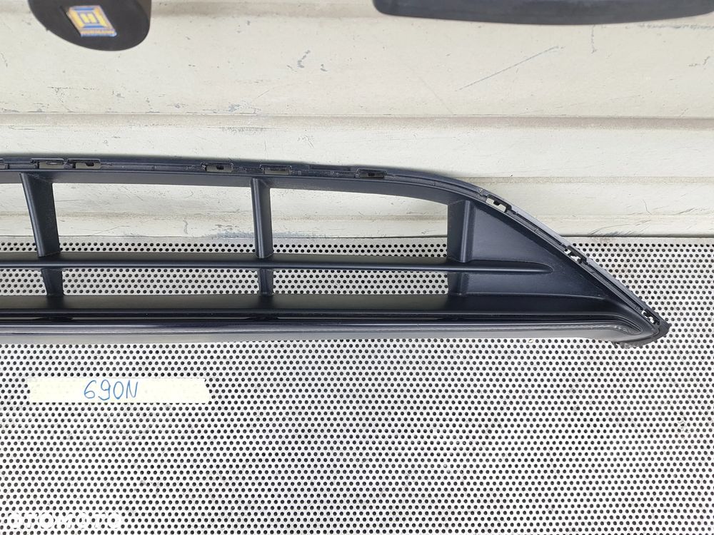 Mercedes W177 A AMG LIFT Kratka Zderzaka Środkowa Przód - 4