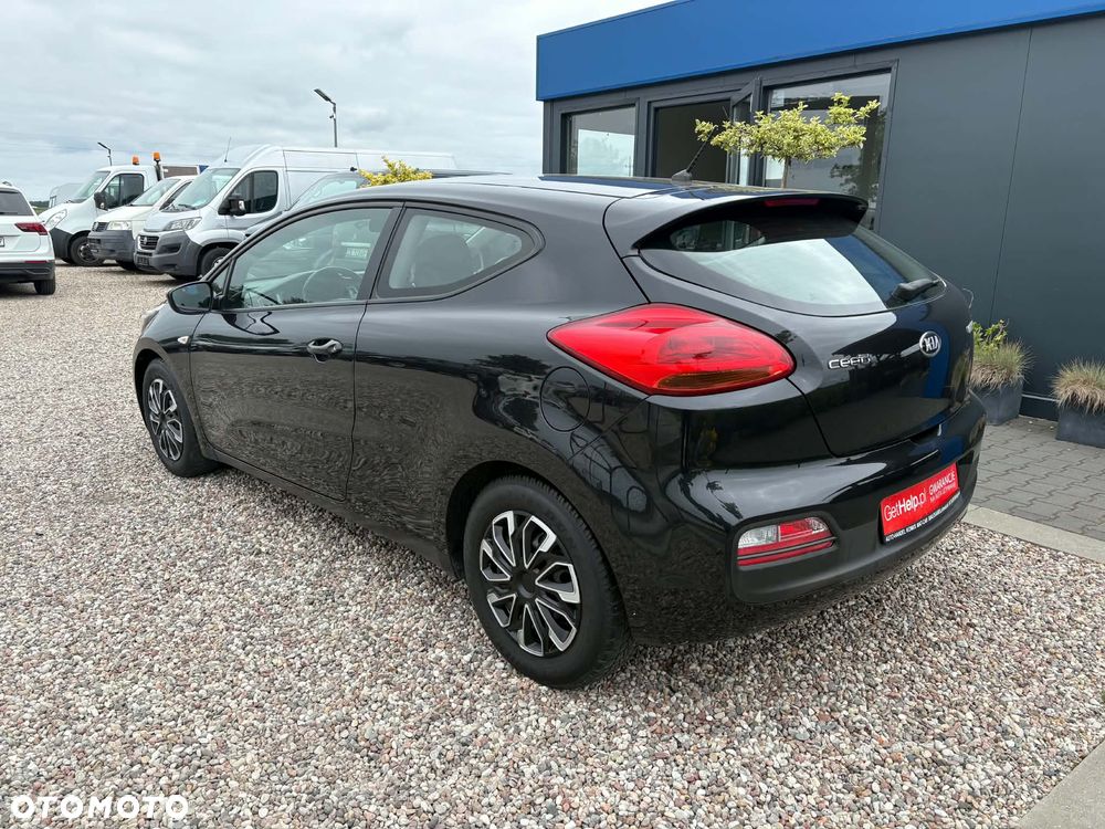Kia ProCeed 1.4 L - 3