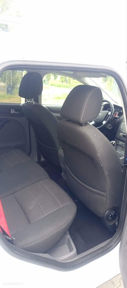 Ford Focus 2.0 TDCi Titanium - 28