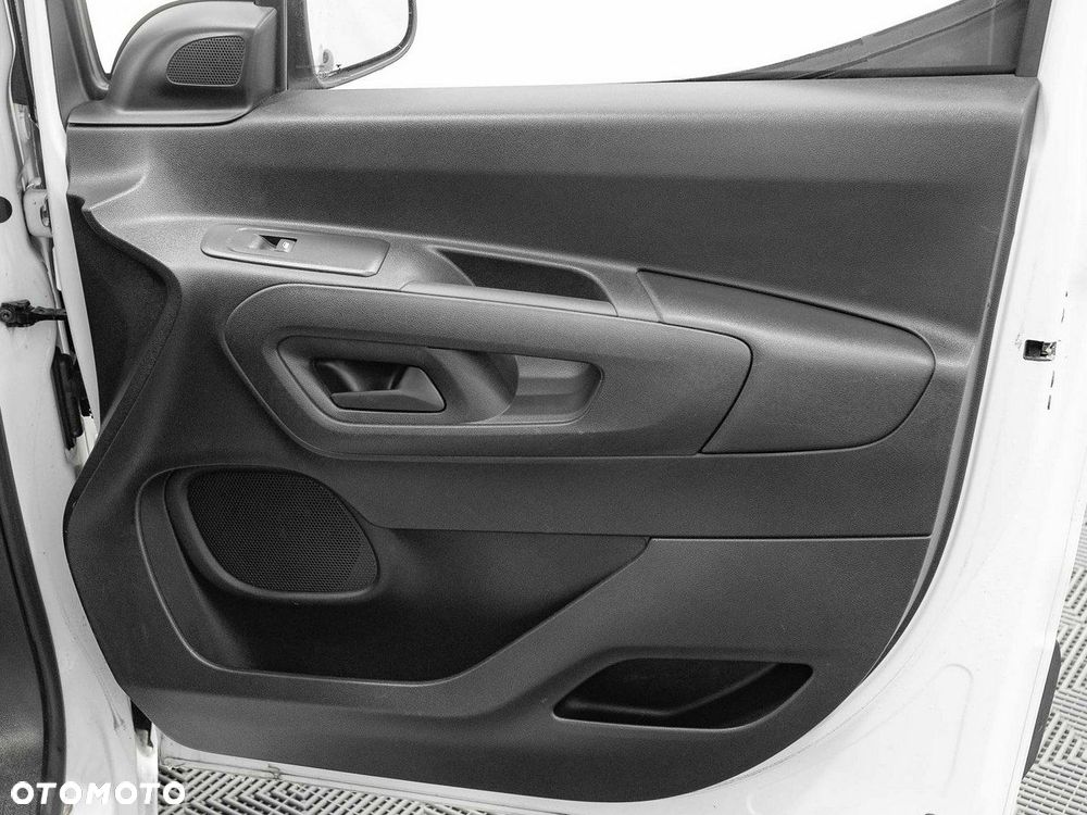 Toyota Proace City - 19