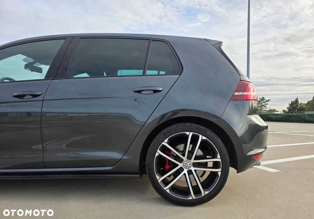 Volkswagen Golf 2.0 TDI BMT GTD - 24