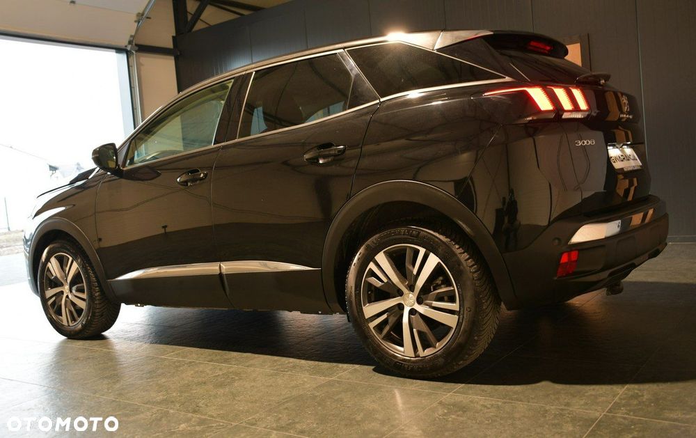 Peugeot 3008 1.2 PureTech Allure Pack S&S - 8