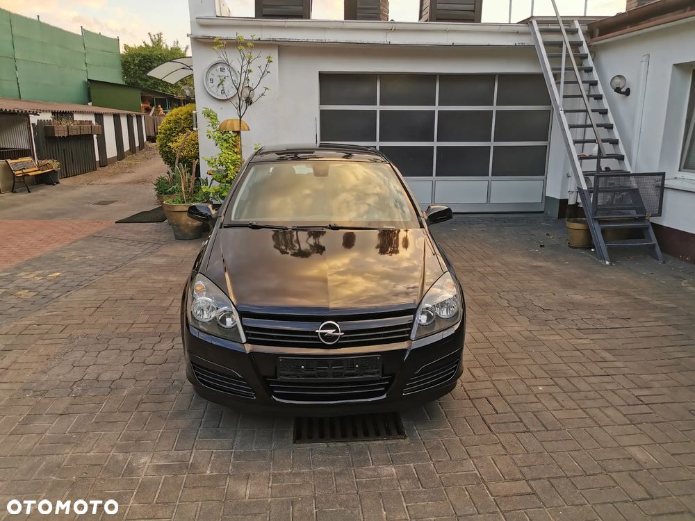 Opel Astra 1.8 Sport - 4