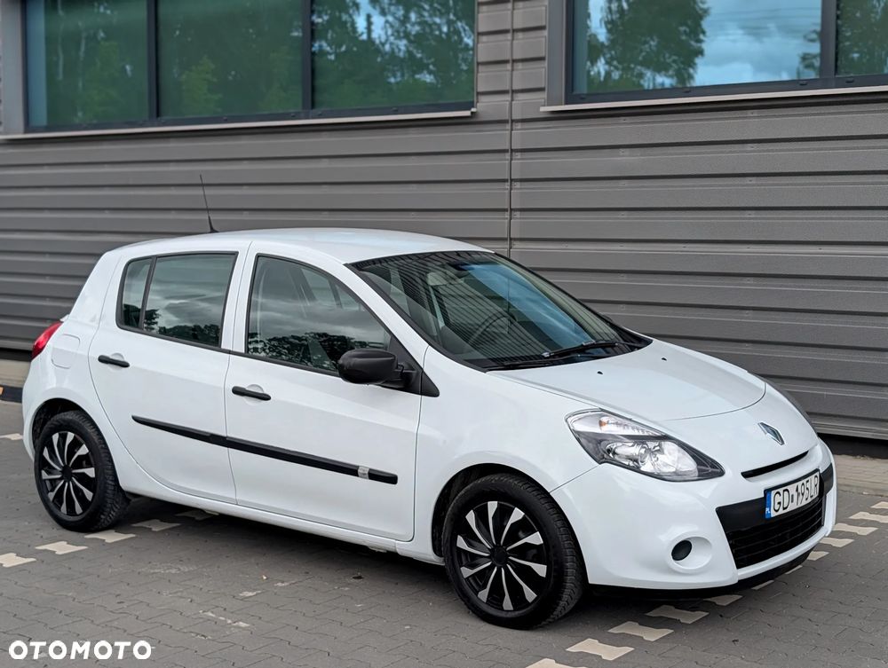 Renault Clio 1.5 dCi Authentique - 9