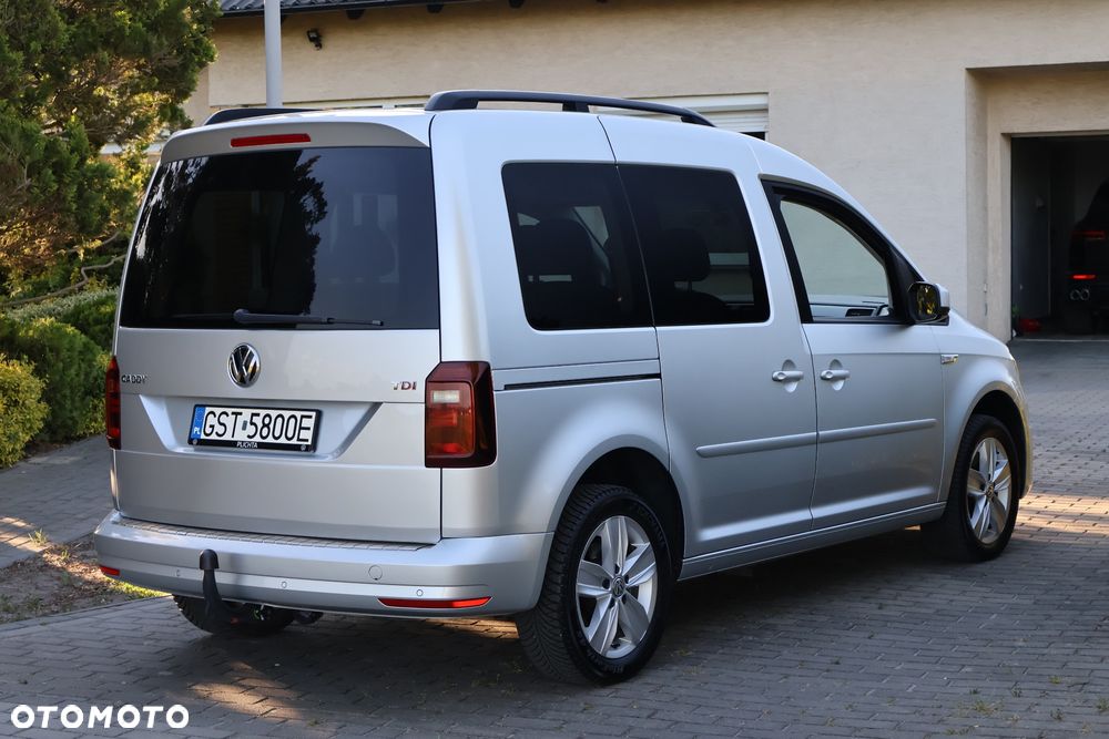Volkswagen Caddy 2.0 TDI Comfortline DSG - 5