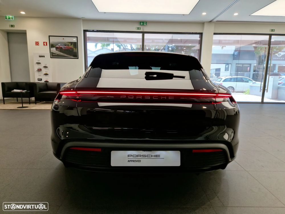 Porsche Taycan Sport Turismo - 5