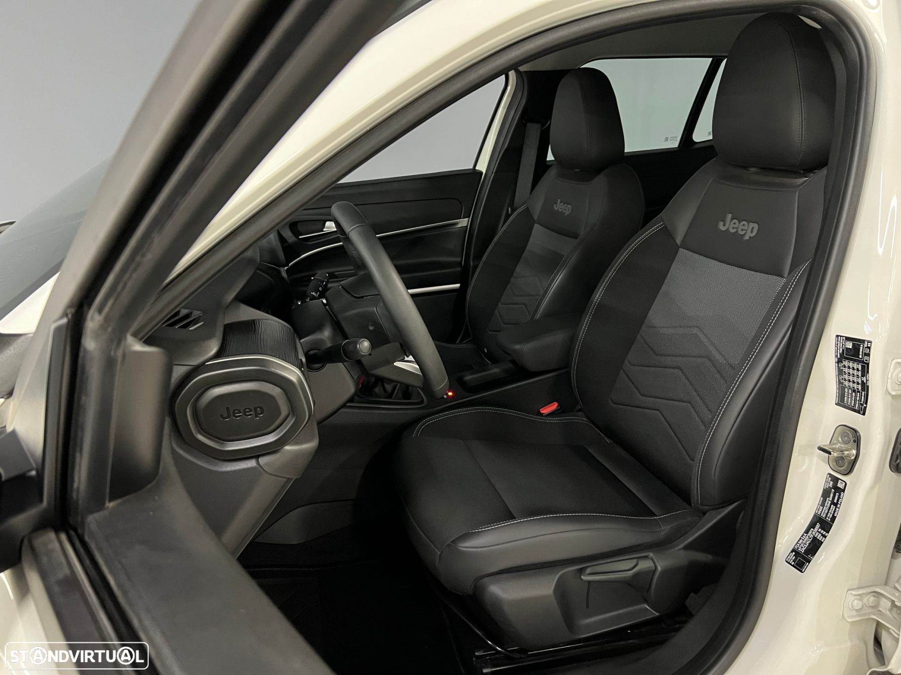 Jeep Avenger 1.2 GSE T3 Altitude - 14