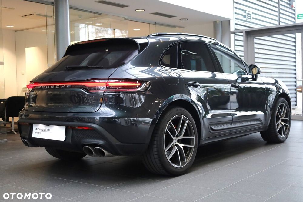 Porsche Macan - 4