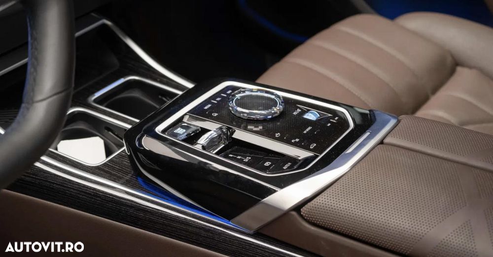 BMW Seria 7 - 13