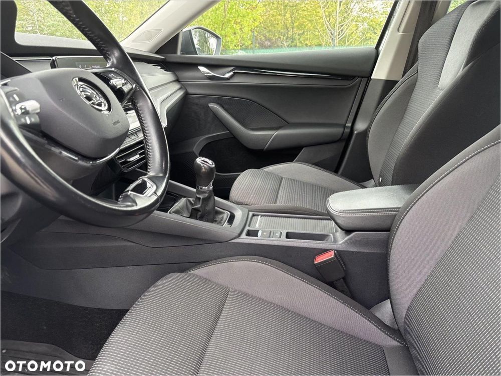 Skoda Octavia 2.0 TDI Ambition - 9