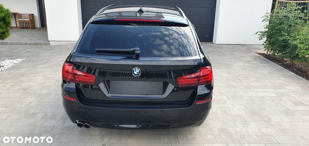 BMW Seria 5 518d - 11