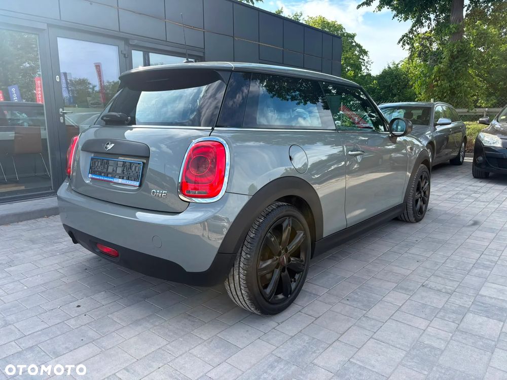 MINI ONE Standard - 5