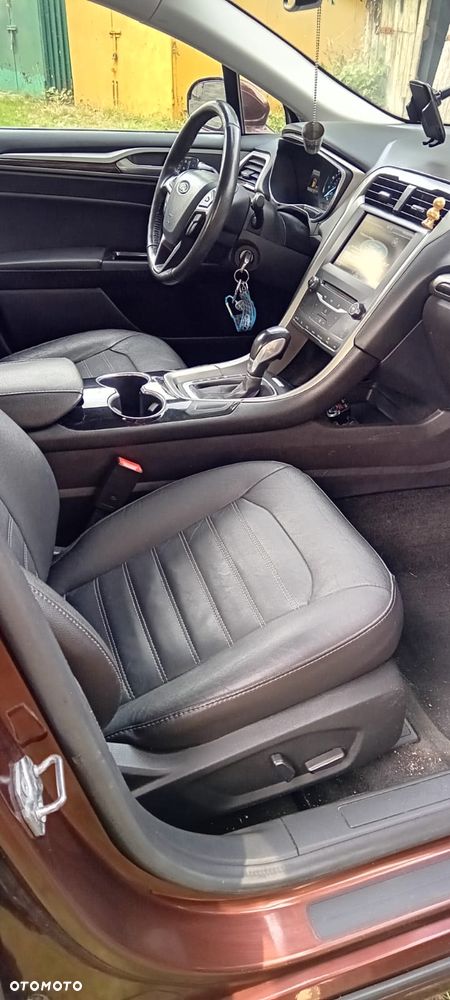 Ford Fusion - 7