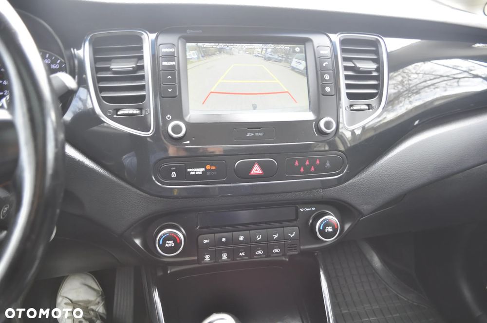 Kia Carens 1.6 GDI Dream Team Edition - 20