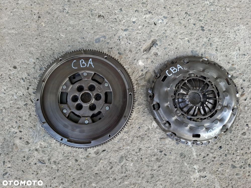 KOŁO DWUMASOWE 2.0 TDI CBA CBB CBD SKODA SUPERB OCTAVIA II - 2