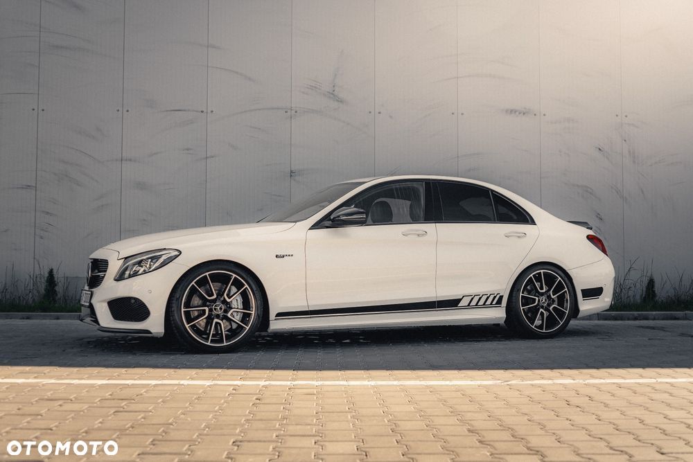 Mercedes-Benz Klasa C AMG 43 4Matic 9G-TRONIC - 5