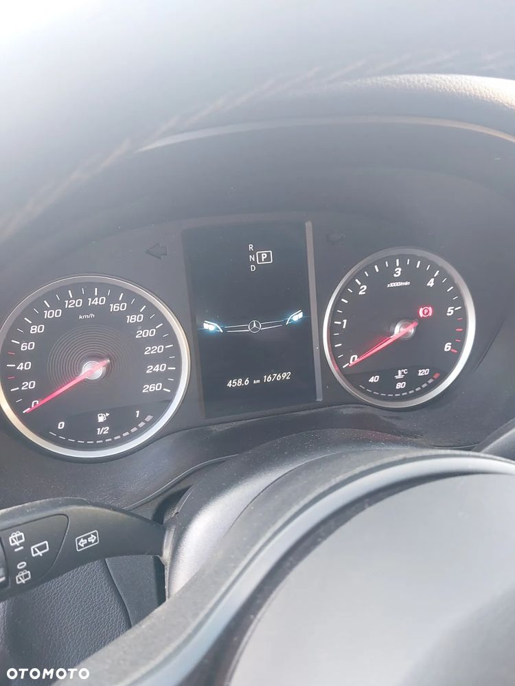 Mercedes-Benz Klasa C 200 d 9G-TRONIC Exclusive - 11