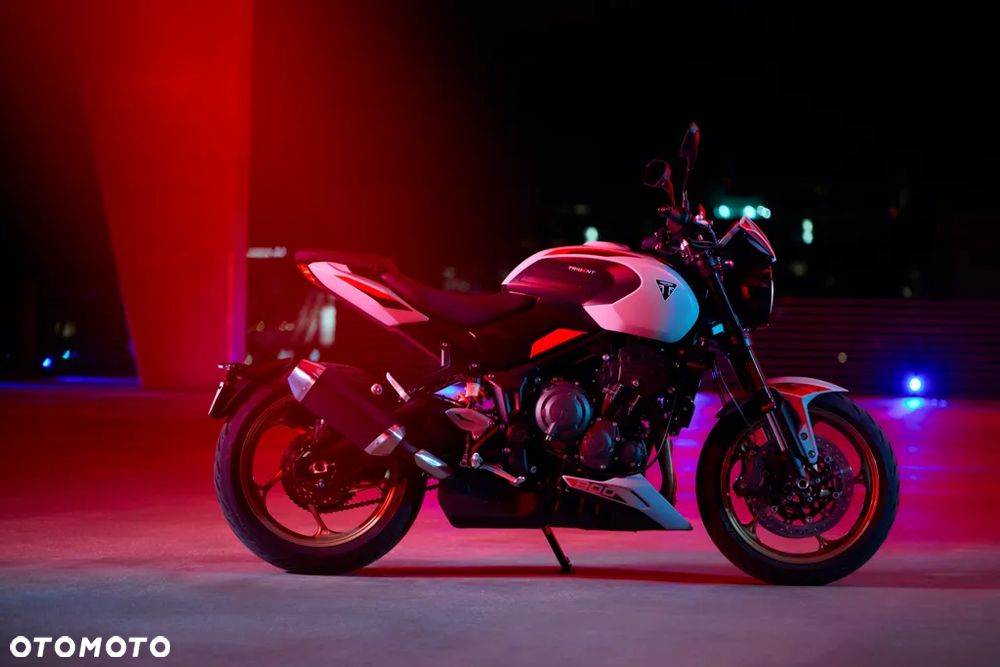 Triumph Trident - 13