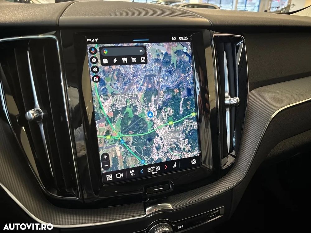 Volvo XC 60 T6 AWD AT PHEV Plus Bright - 13