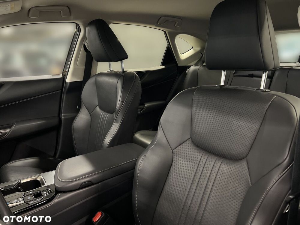 Lexus NX 350h Business AWD - 11
