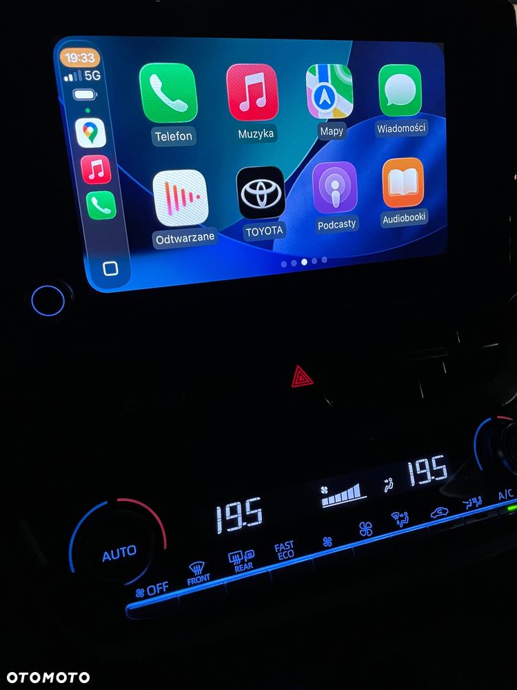 Toyota Corolla - 21
