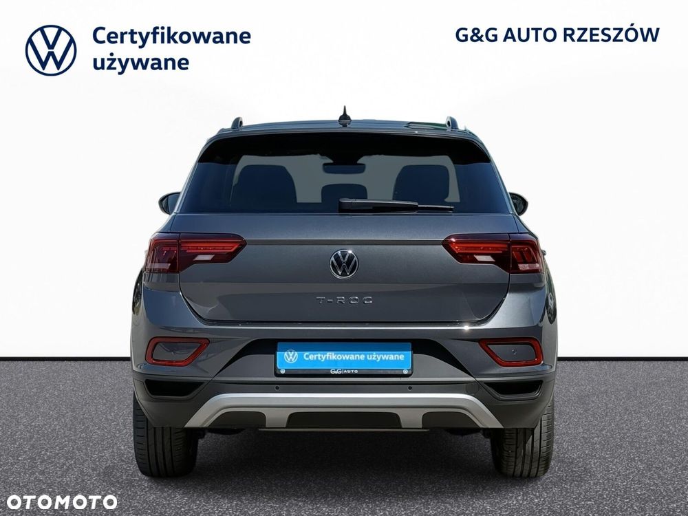 Volkswagen T-Roc - 13