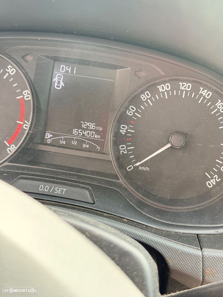 Skoda Fabia Break 1.0 Active - 10