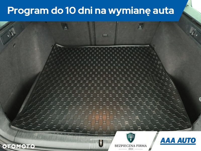 Volkswagen Golf Variant - 20