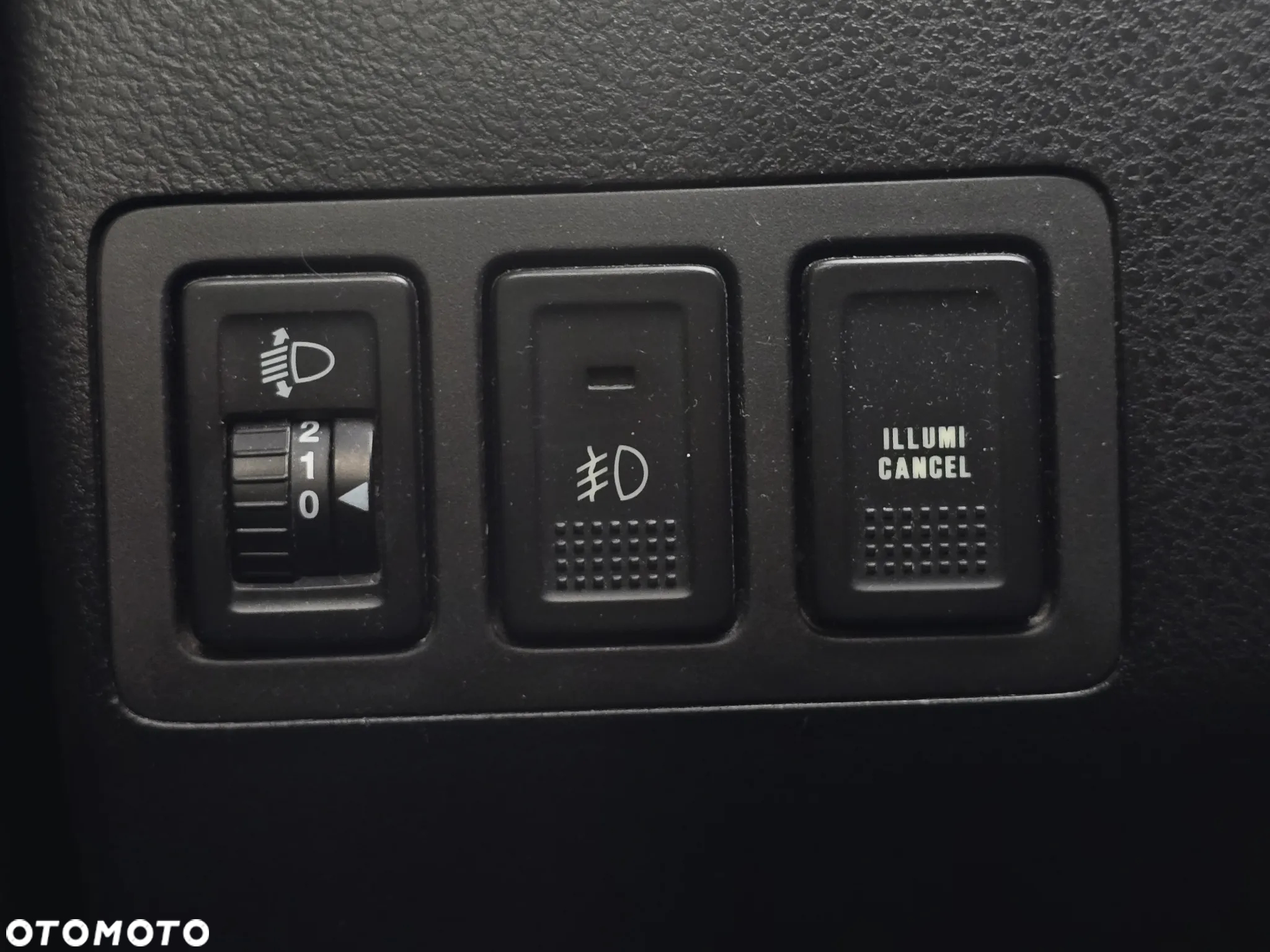 Suzuki Grand Vitara 1.9 DDiS De Luxe - 32