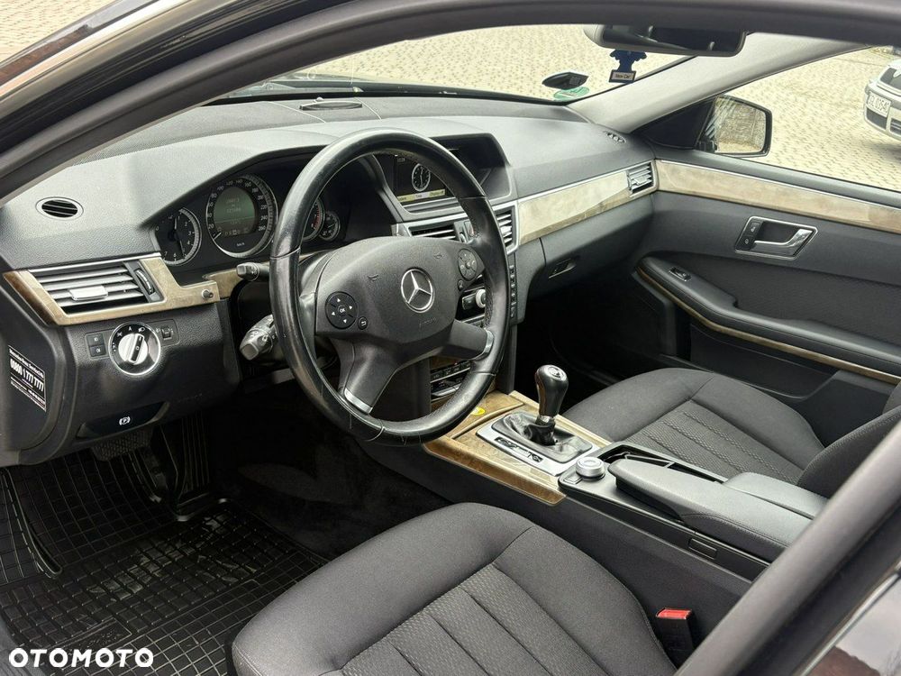 Mercedes-Benz Klasa E - 10