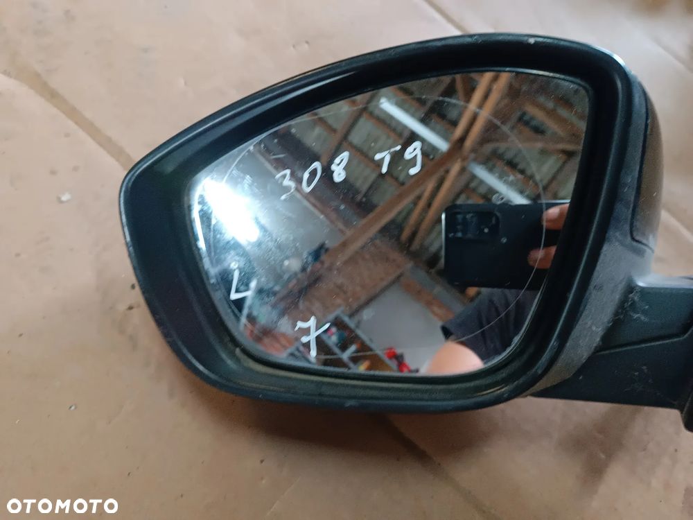 LUSTERKO LEWE  6 7 PIN PEUGEOT 308 T9 EU - 3