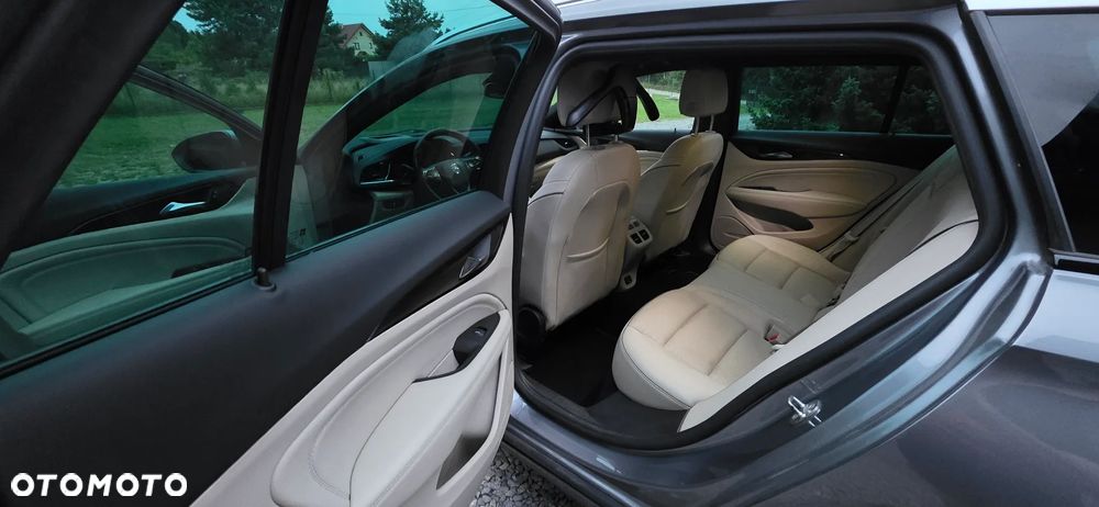 Opel Insignia 2.0 CDTI 4x4 Elite S&S - 12