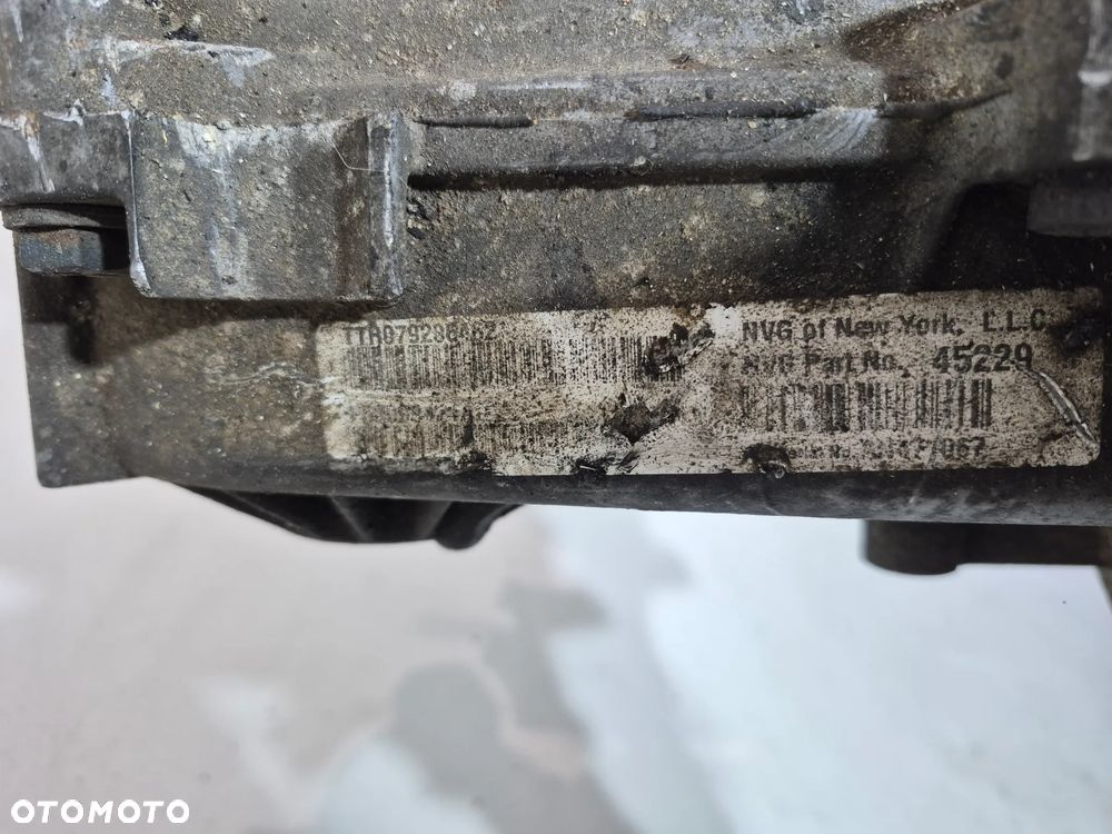 SKRZYNIA BIEGÓW JEEP GRAND CHEROKEE JEEP LIBERTY 2.5 CRD P52104820AD - 8