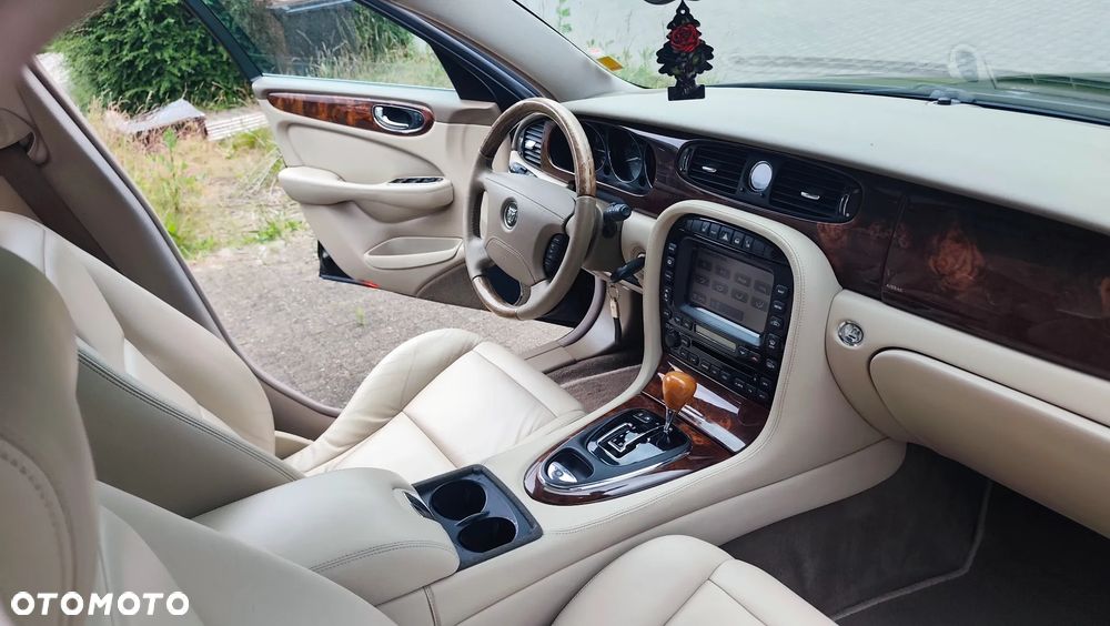 Jaguar XJ XJ6 3.0 Executive - 5