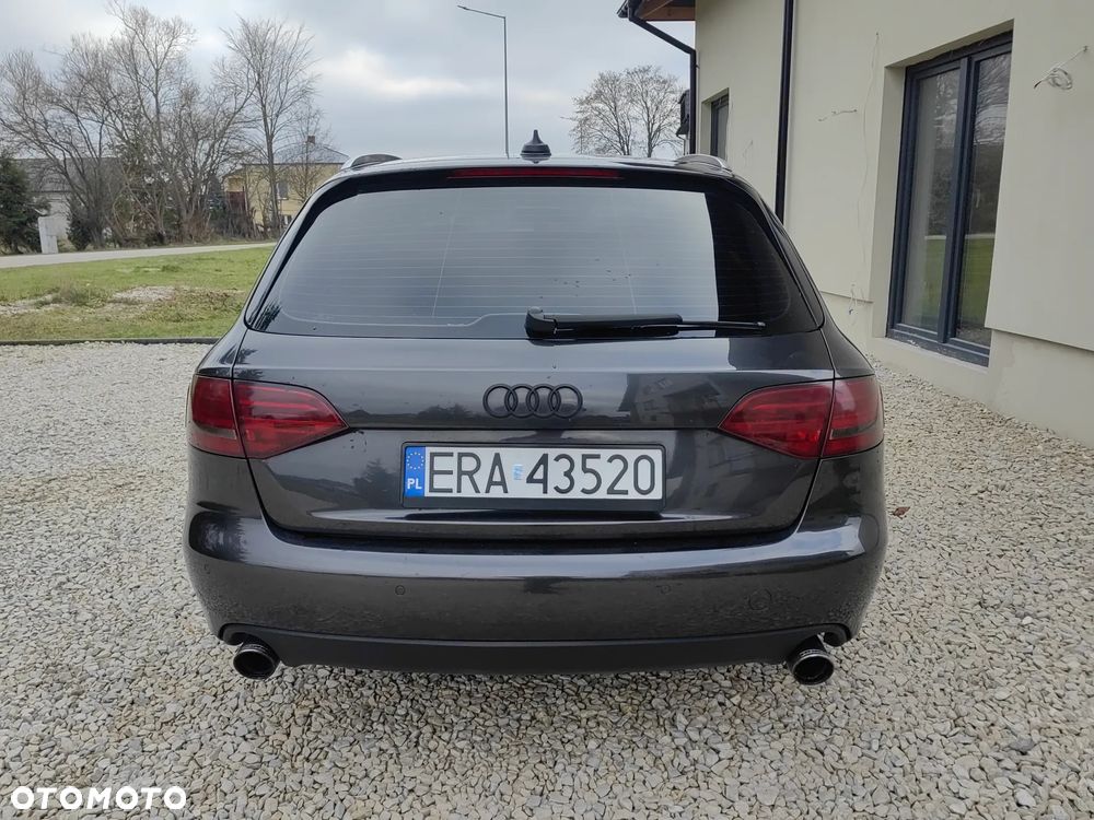 Audi A4 Avant 3.2 FSI Quattro Tiptronic - 12