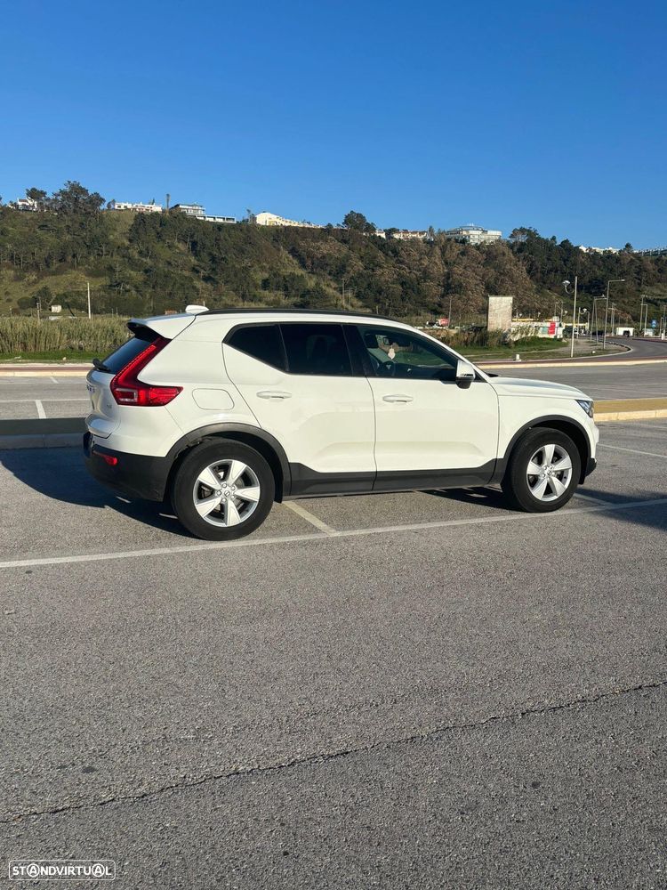 Volvo XC 40 2.0 D3 Momentum Core - 6